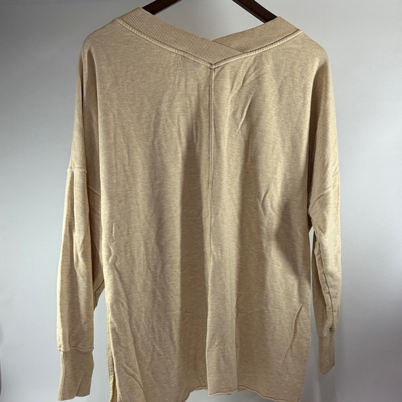 Nike Cream V-Neck Sweater - Picture 3 of 10